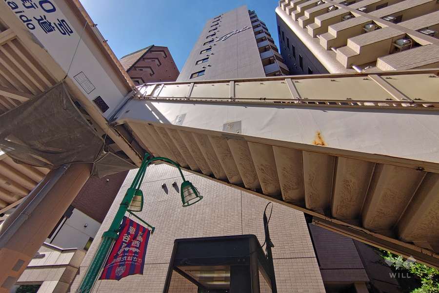 ガーラ笹塚駅前の外観（南側から)