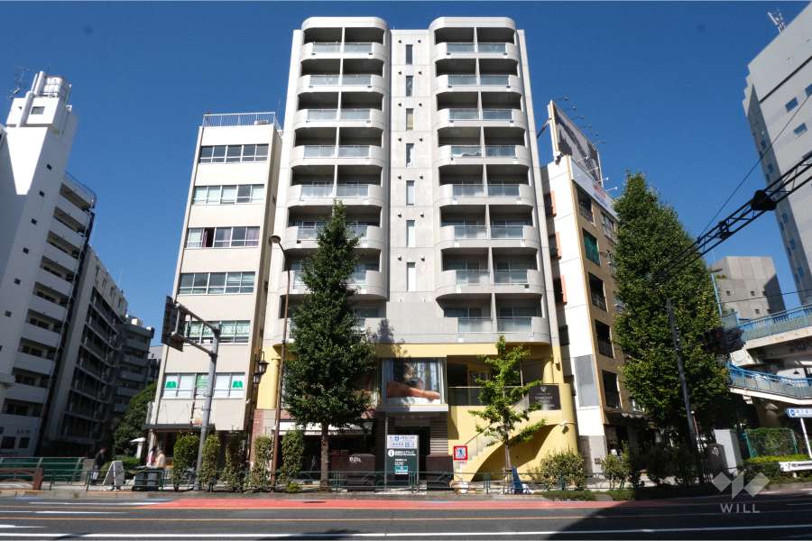 ジェイパーク恵比寿３アルティマの外観（南東側から）