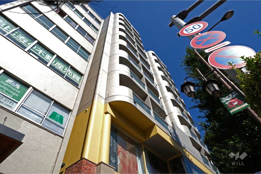 ジェイパーク恵比寿３アルティマの外観（南西側から）