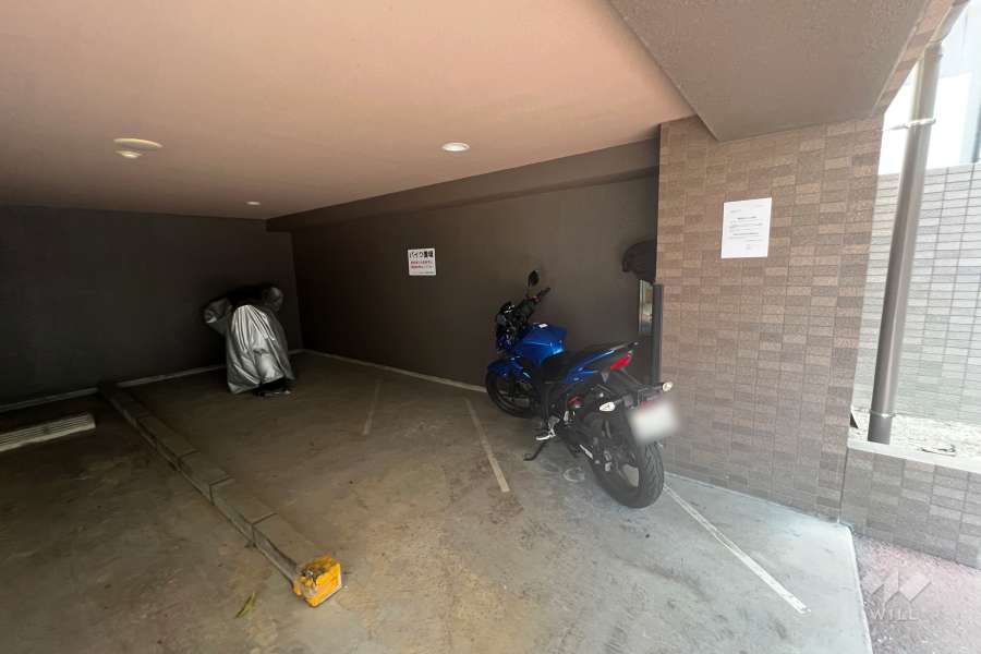 バイク置場