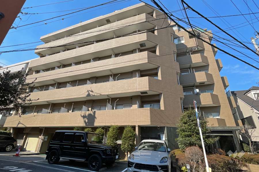 菱和パレス広尾の外観（南東側から）