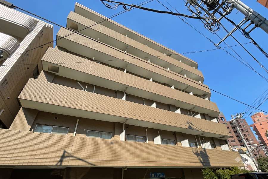 菱和パレス広尾の外観（南西側から）