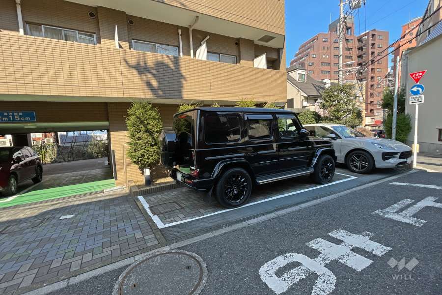 敷地内駐車場（屋外平面式）