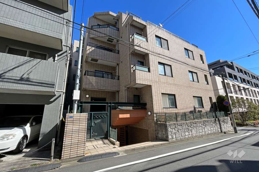 ルシック参宮橋の外観（北西側から）