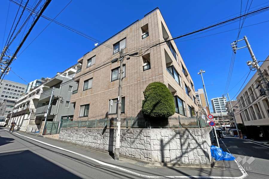 ルシック参宮橋の外観（南西側から）