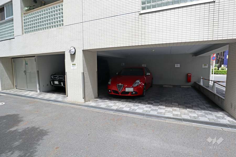 敷地内駐車場（屋内平面式）