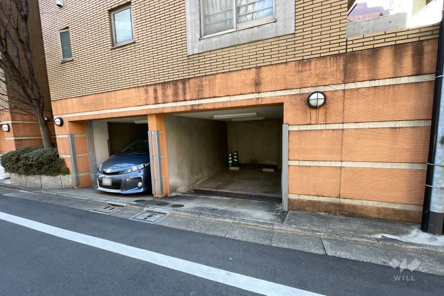 敷地内駐車場（屋内平面式）