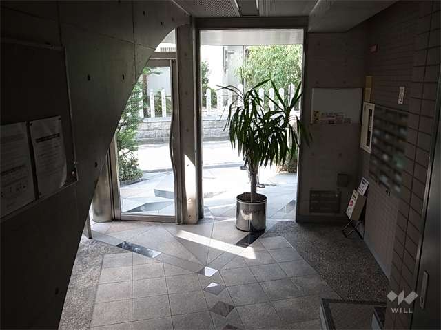 エントランスホール