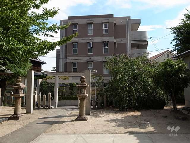 東武庫須佐男神社の境内から見たパレ武庫元町