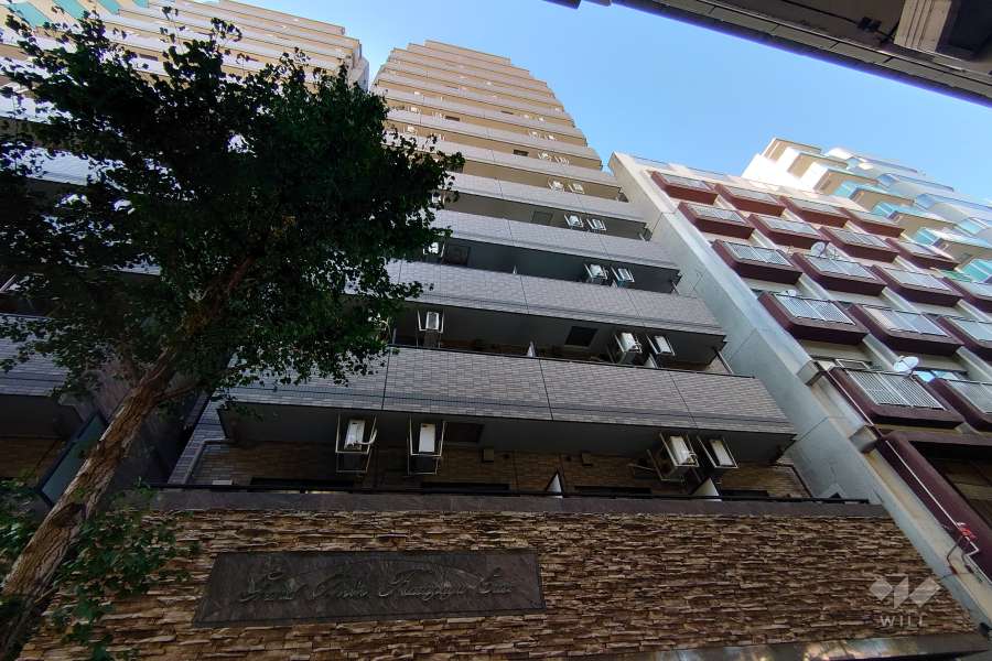 グランドガーラ幡ヶ谷イーストの外観（南西側から）