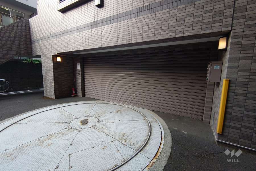 駐車場の出入り口