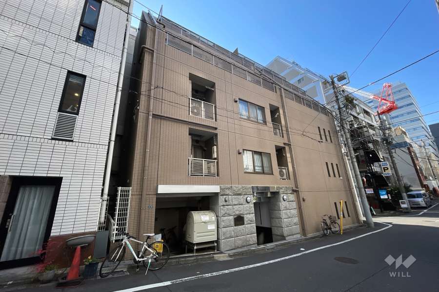 メインステージ青山の外観（北東側から）