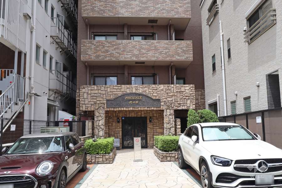 トーシンフェニックス代々木の外観