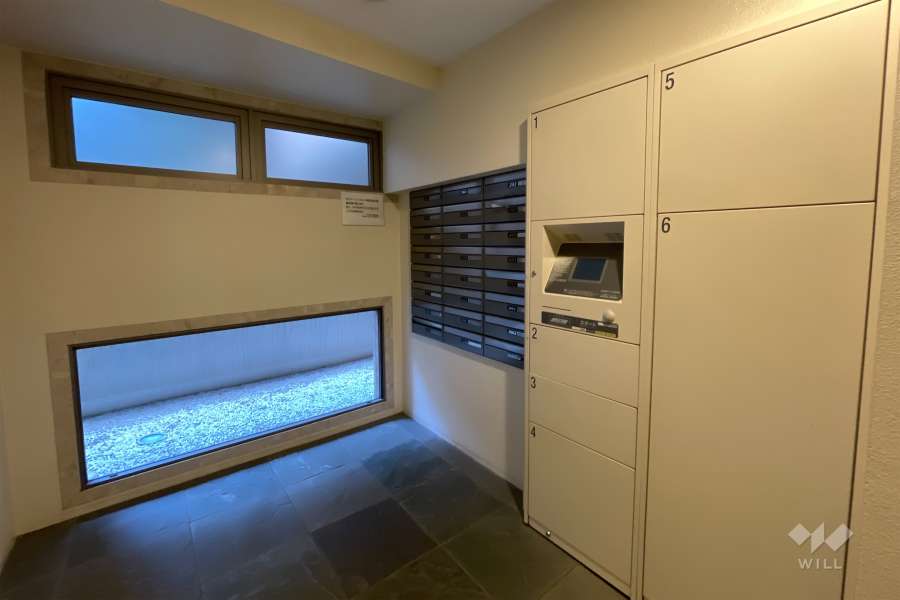 集合ポストと宅配ボックス