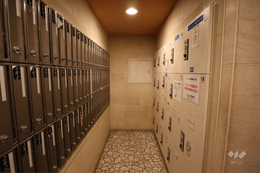 宅配ボックスと共用ポスト