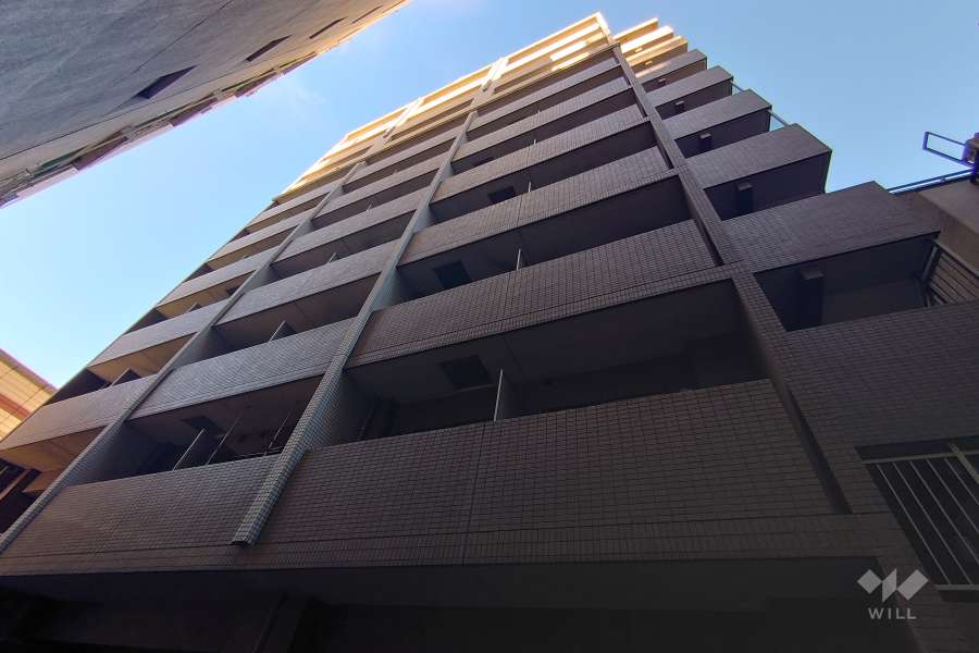 スカイコート笹塚駅前の外観（南西側から）