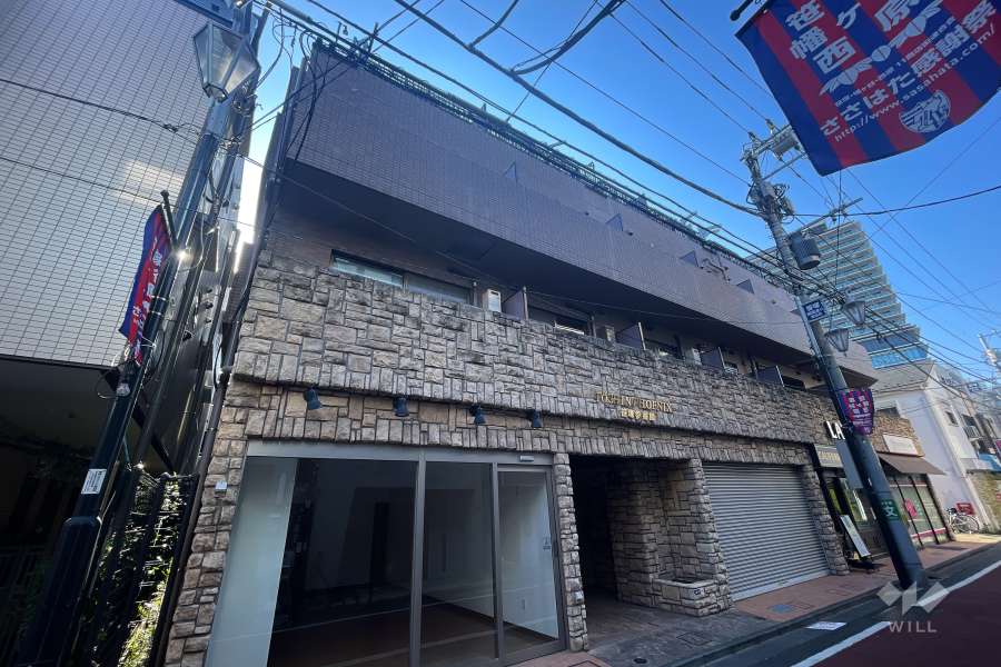 トーシンフェニックス笹塚参番館の外観（南東側から）