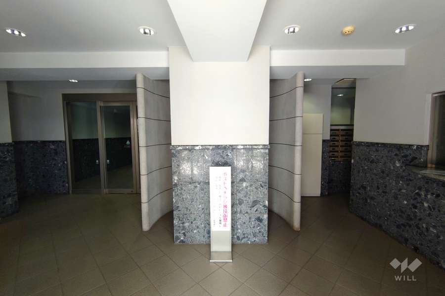 エントランスホール