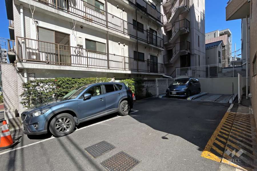 敷地内駐車場（屋外平面式）