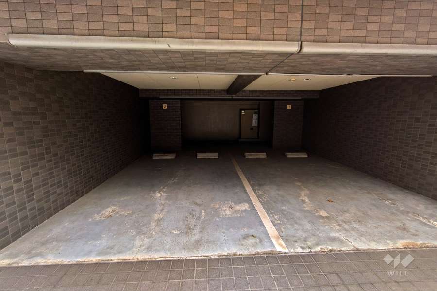 敷地内駐車場（屋内平面式）
