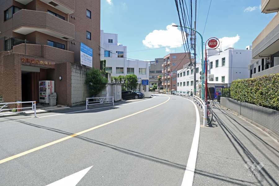 敷地北側前面道路