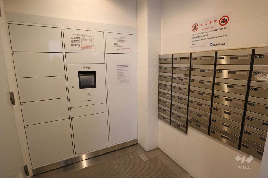 宅配ボックスと共用ポスト