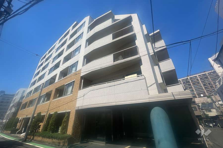 フィールＴ幡ヶ谷の外観（南東側から）