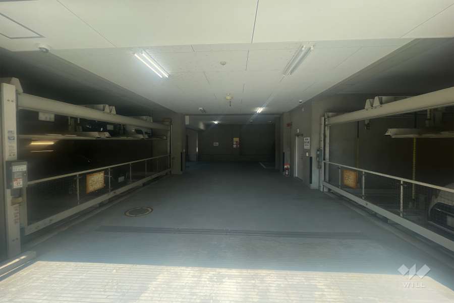 敷地内駐車場（屋内機械式）