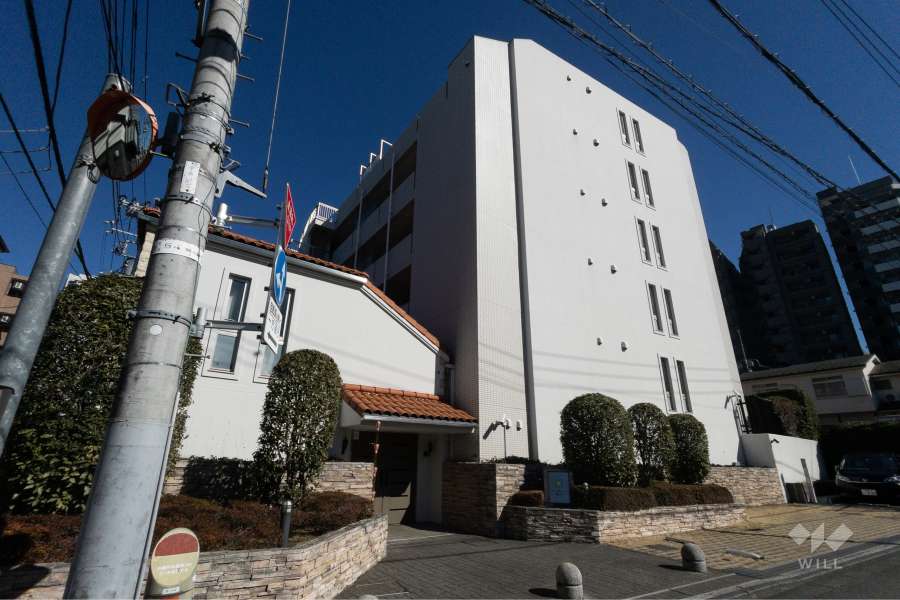 メゾンヴェール幡ヶ谷の外観（西側から）