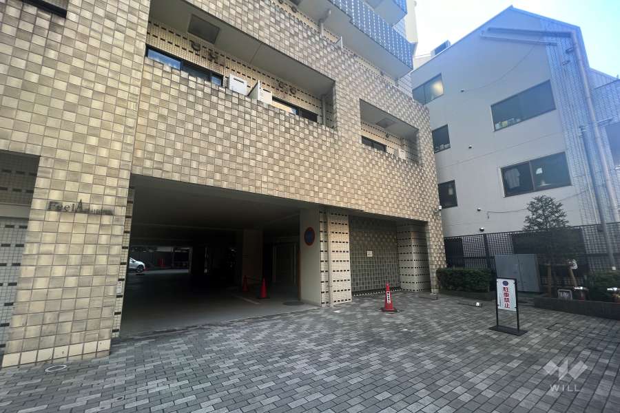 敷地内駐車場（屋外平面式）