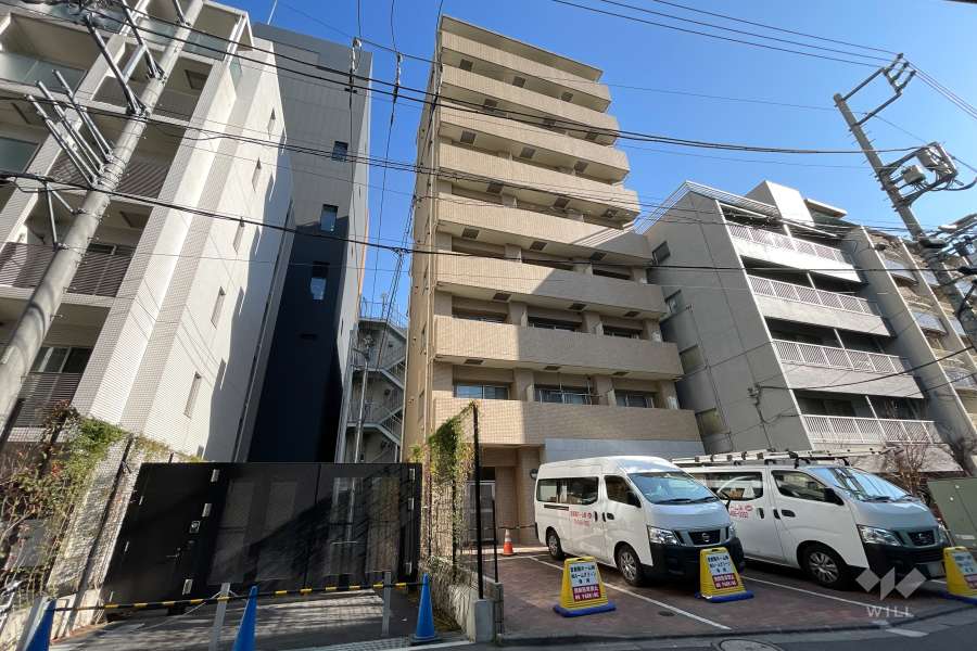 エクセシオーネ渋谷駅前の外観（南西画から）