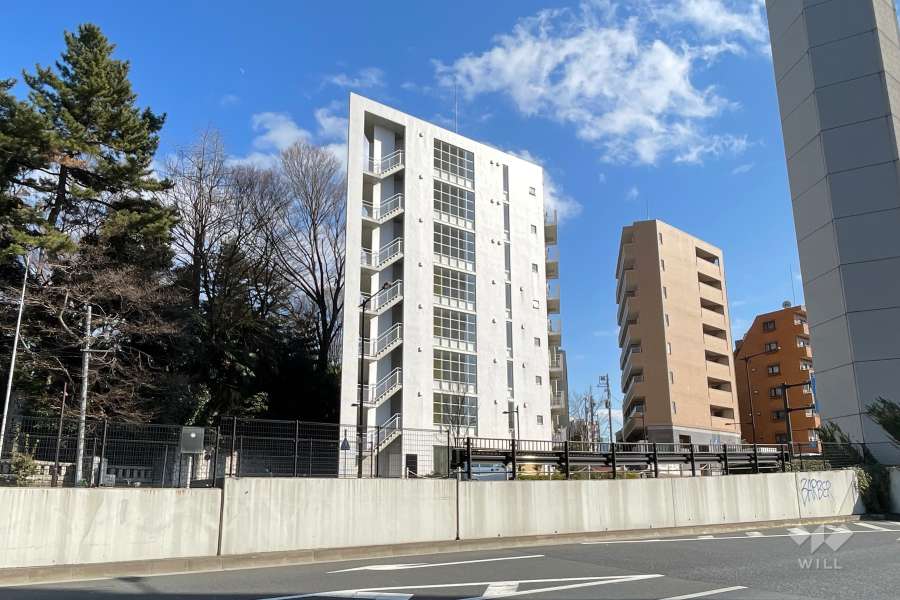 カーサブリランテ代々木公園の外観（北西側から）
