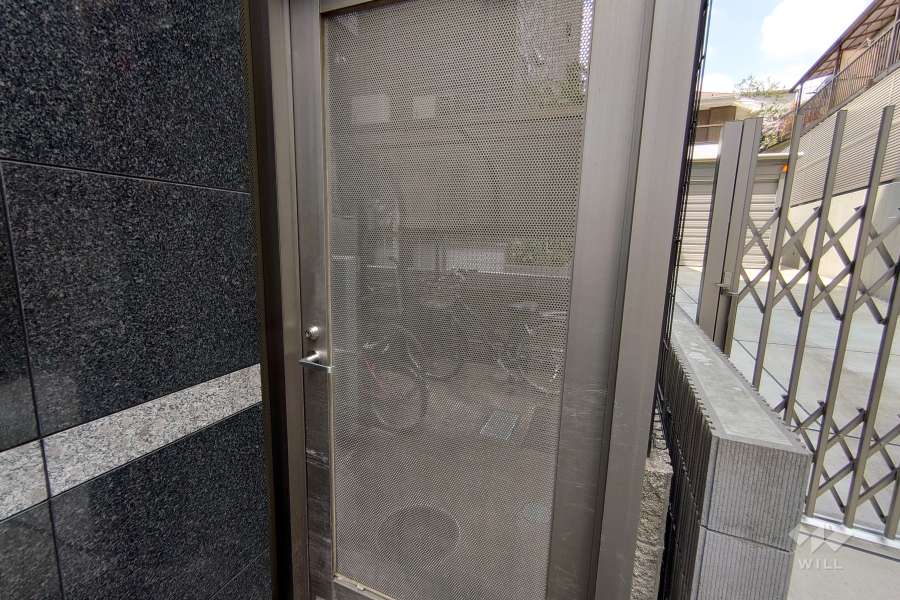 駐輪場の出入り口