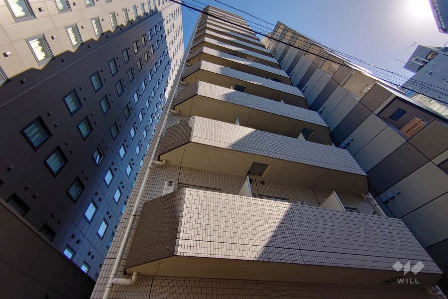 ステージファースト西新宿２の外観（北東側から）