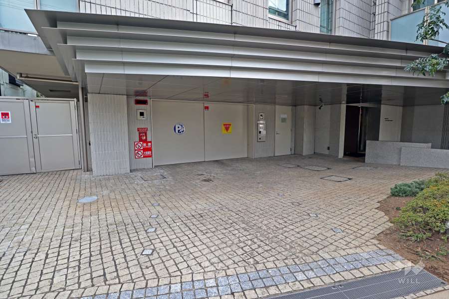 敷地内駐車場（屋内機械式）