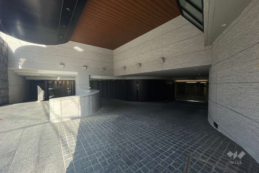 駐車場の出入り口（リングシャッター付き）