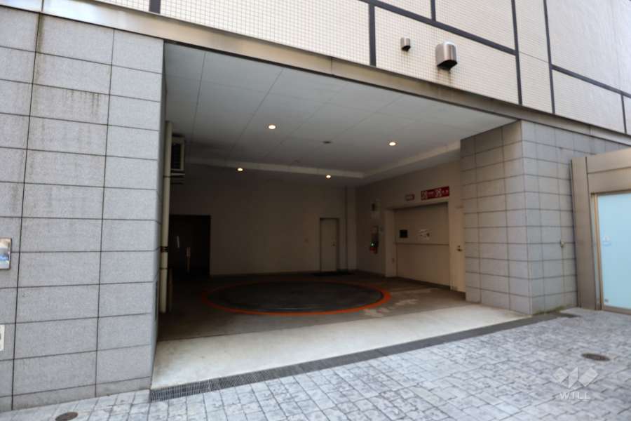 駐車場の出入り口