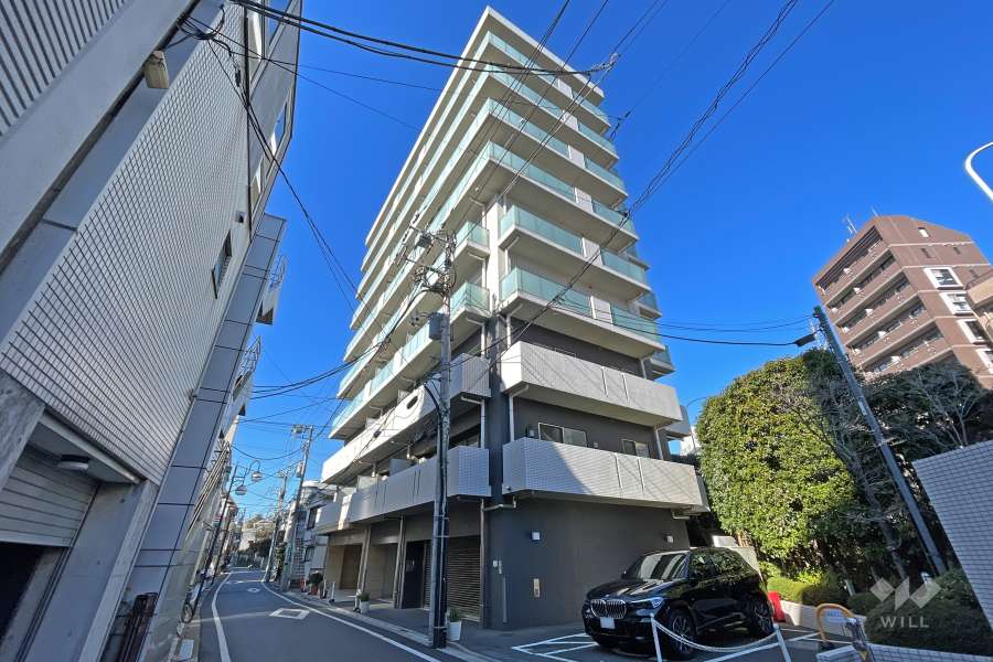 ノーブル代々木上原の外観(北東側から)