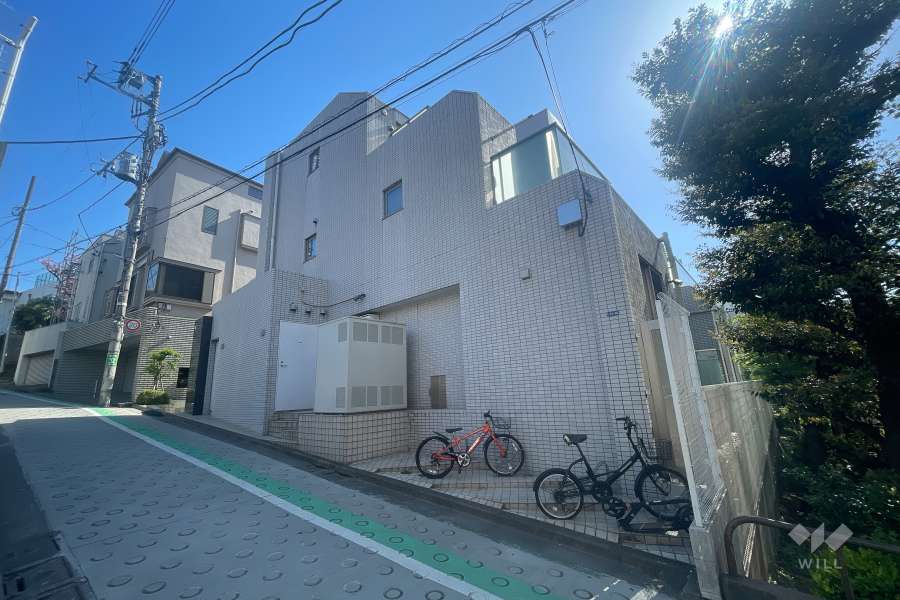 オープンレジデンス代々木上原の外観（北東側から）