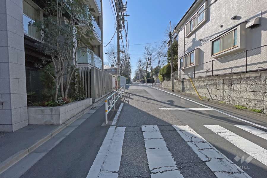 敷地南西側前面道路