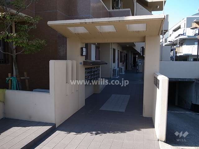 エントランス（共用ポスト）