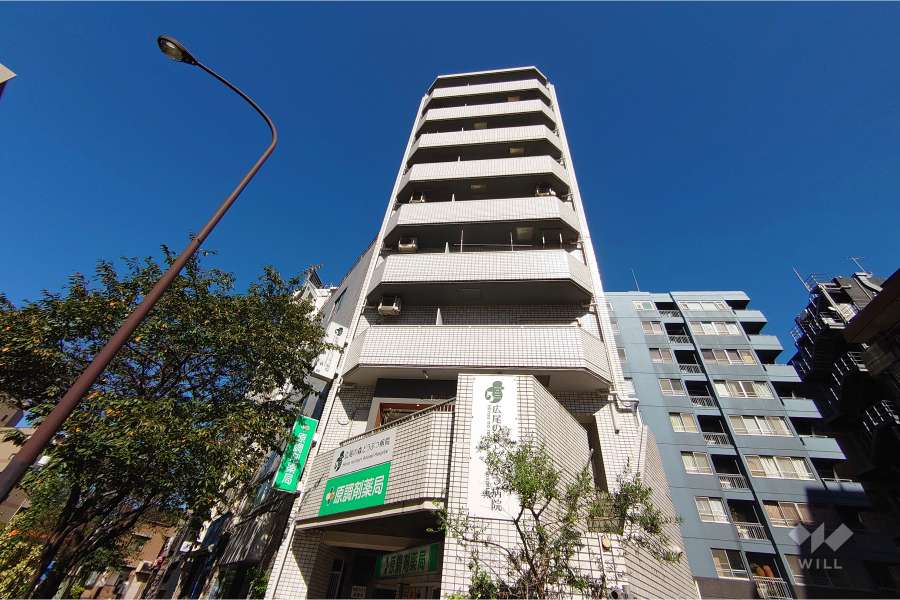 サンセール広尾の外観（南東側から）