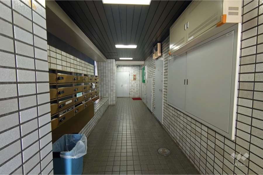 エントランスホール