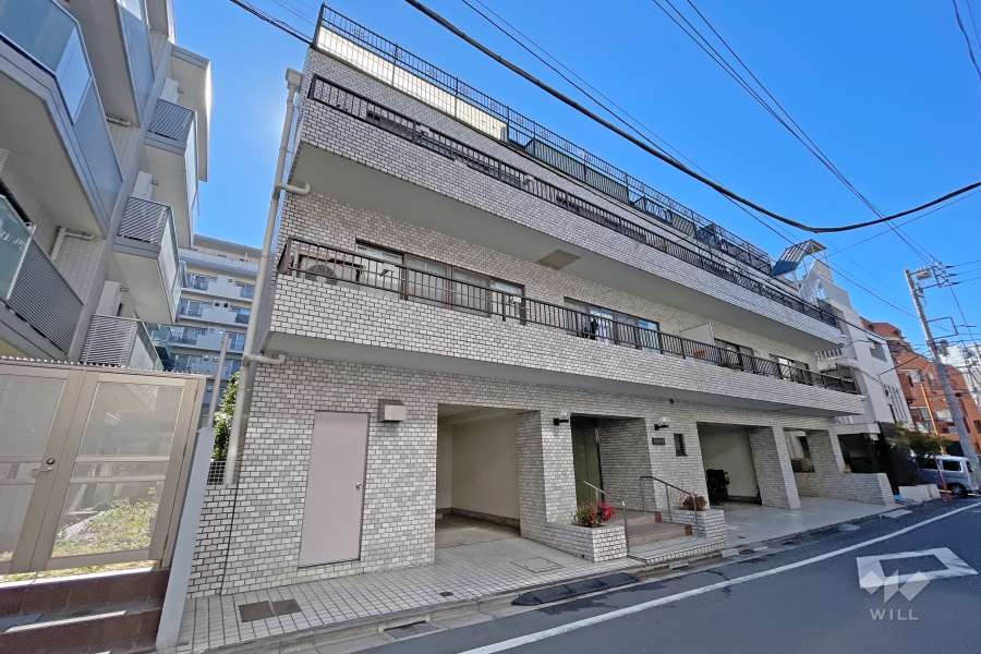 シェトワ代々木の外観（北東側から）