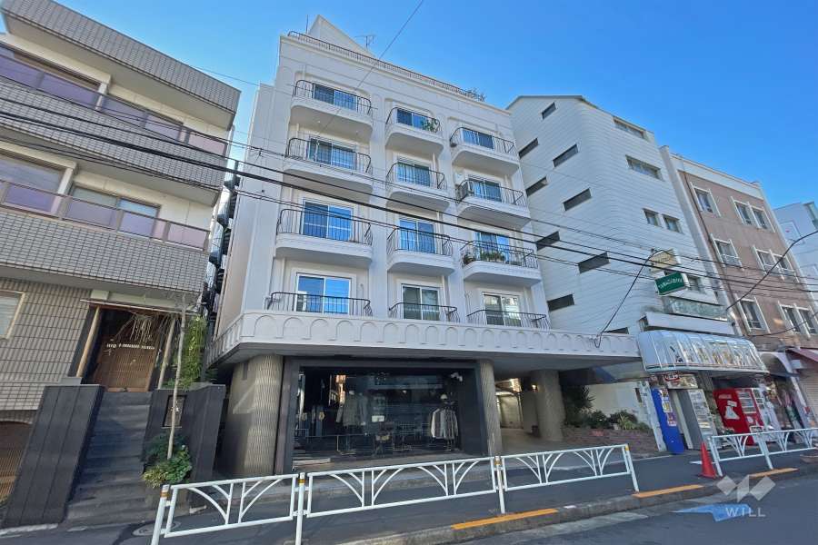 シャンボール原宿の外観（北西側から）