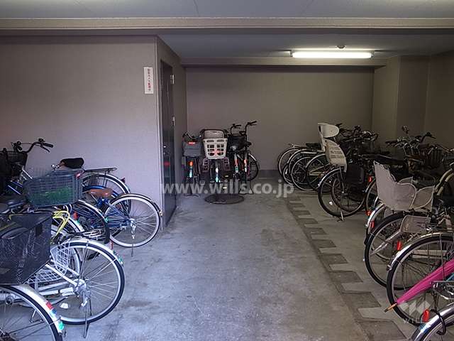 駐輪場（屋内）