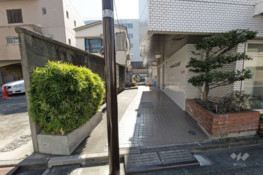 敷地の出入り口