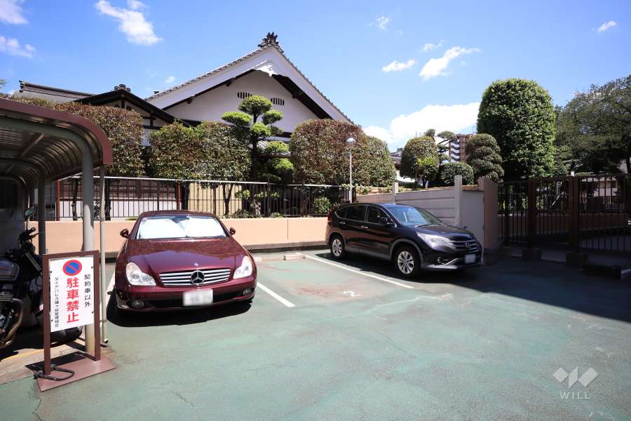 敷地内駐車場（屋外平面式）