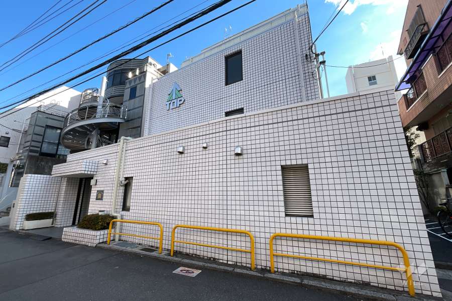 マンションの外観（北西側から）