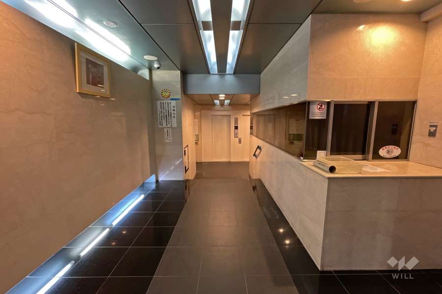 エントランスホール